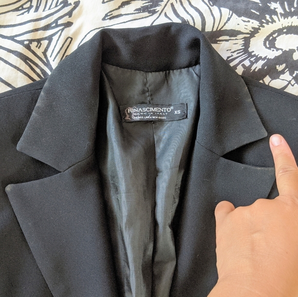 Rinascimento Italy Long Black Blazer - Picture 8 of 9